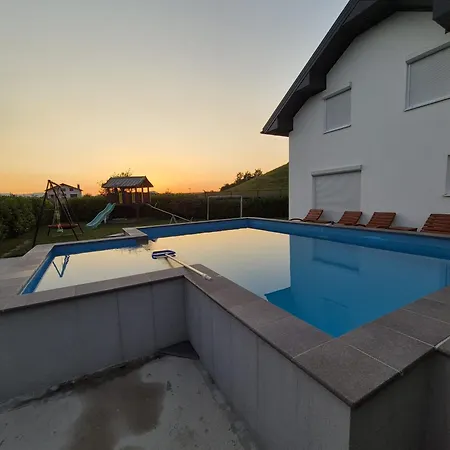 Apartment Japods Kingdom