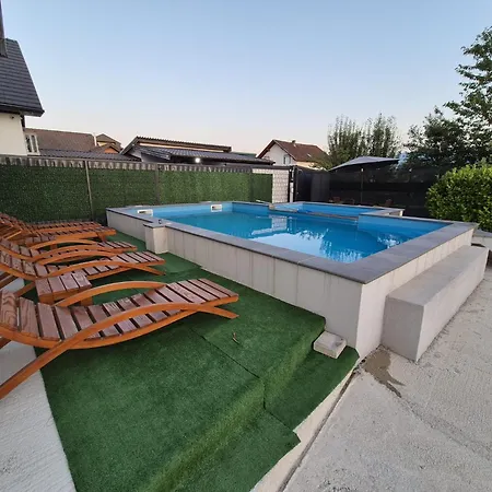 Japods Kingdom Apartment *